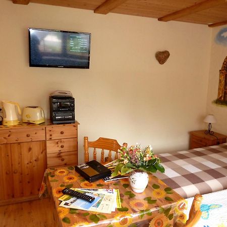 Gaestezimmer Am Maerchenbrunnen Dresden Rum bild